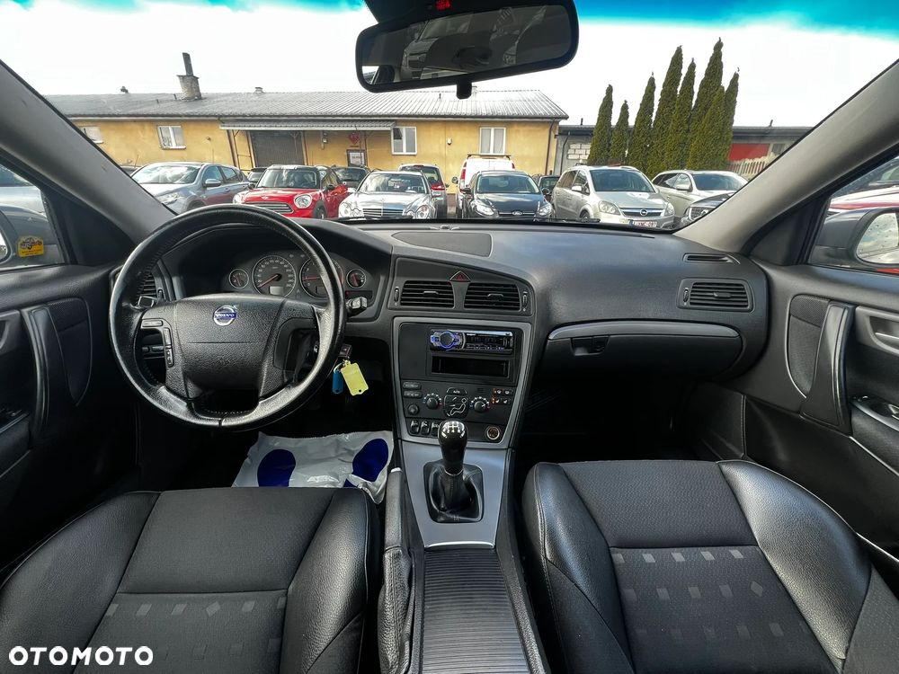 Volvo V70 2.4 Kinetic - 16