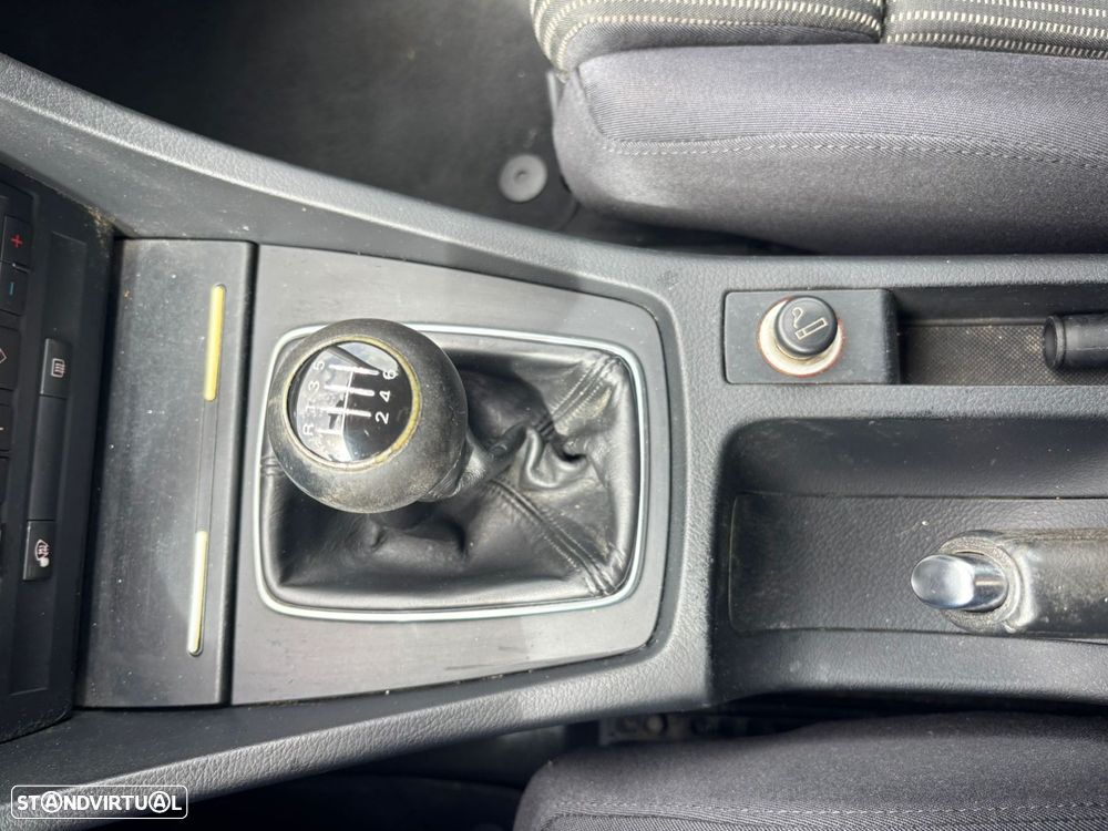 Audi A4 Avant 2.0 TDi Sport - 28