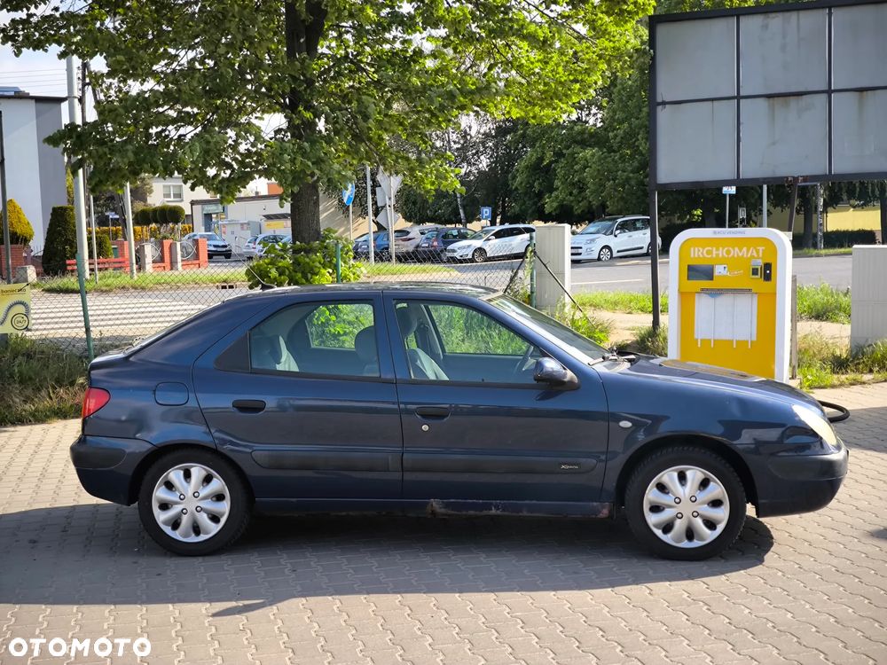 Citroën Xsara 1.6i Exclusive - 4