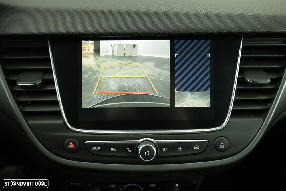 Opel Crossland 1.2 T Design & Tech - 12