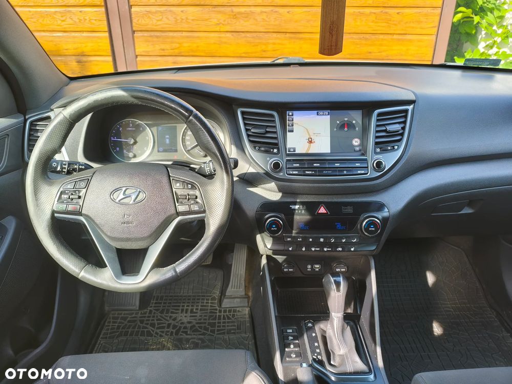 Hyundai Tucson 1.7 CRDI BlueDrive Design 2WD DCT - 9