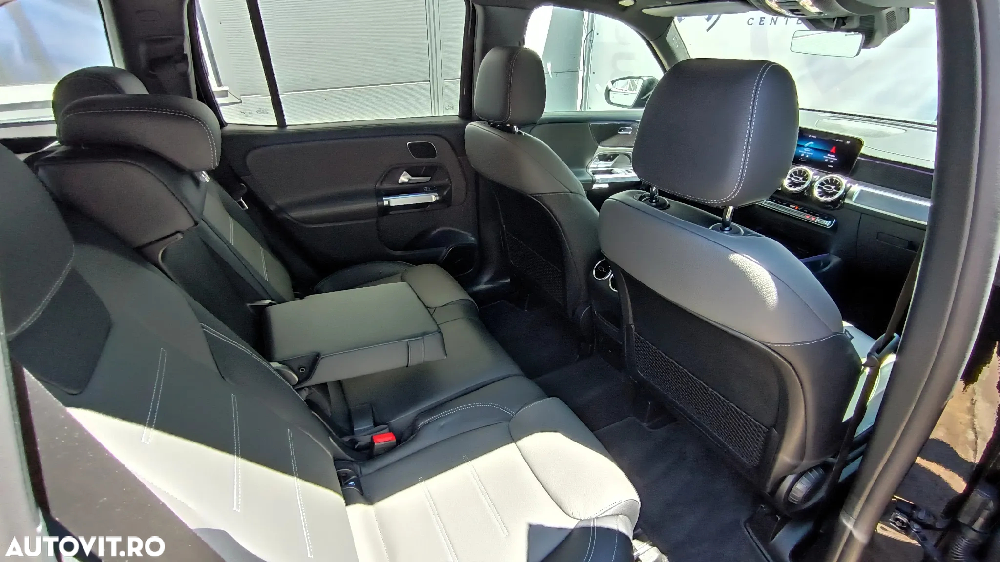 Mercedes-Benz GLB 250 4MATIC Aut. - 26