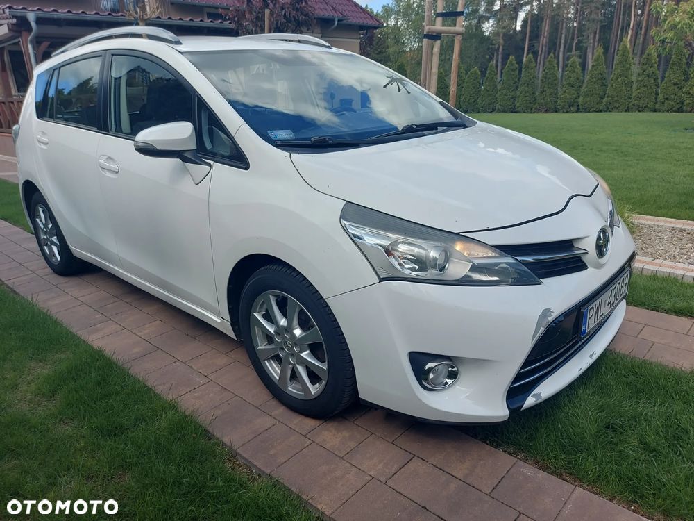 Toyota Verso 2.0 D-4D Active - 4