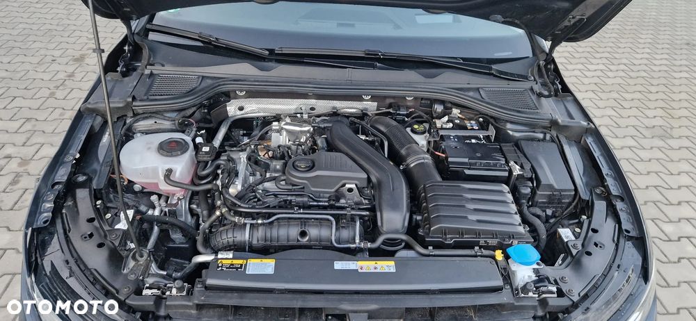 Volkswagen Golf 1.5 eTSI OPF DSG Style - 27