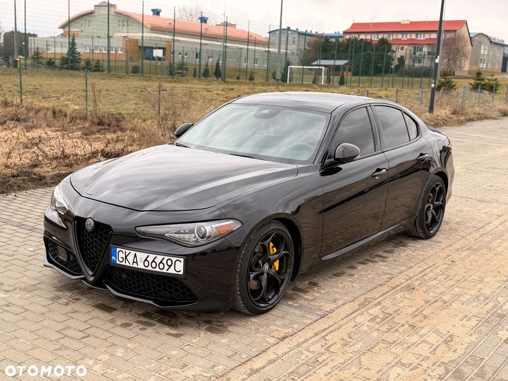 Alfa Romeo Giulia 2.0 Turbo Veloce - 2