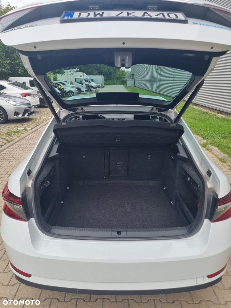 Skoda Superb 2.0 TDI Ambition DSG - 12