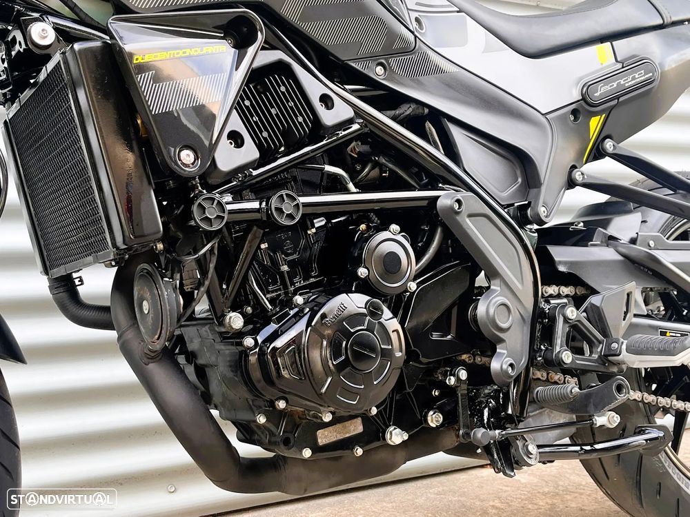 Benelli Leoncino 250 ABS - 9