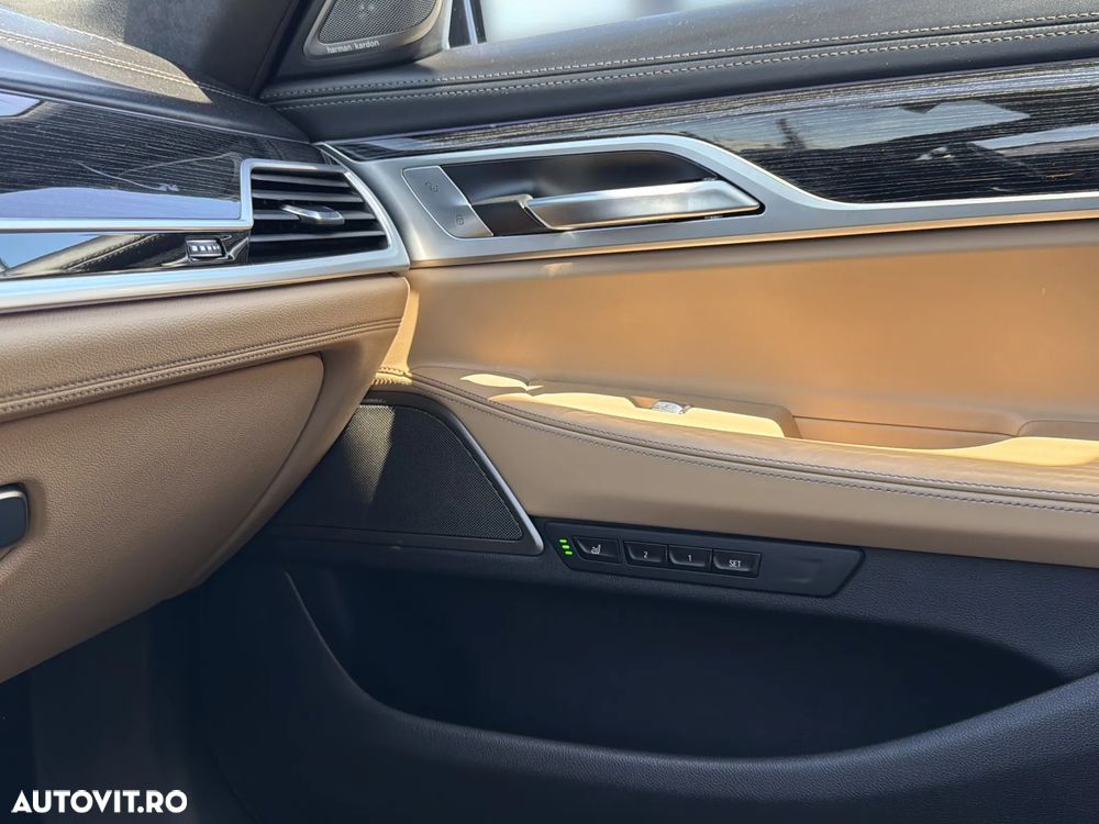 BMW Seria 7 740Li xDrive - 22