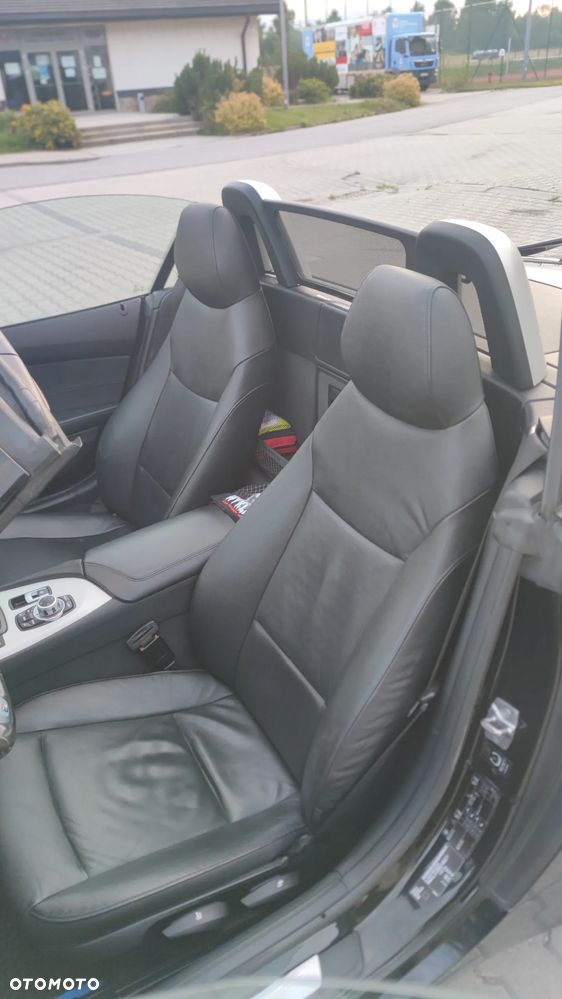 BMW Z4 sDrive20i - 16