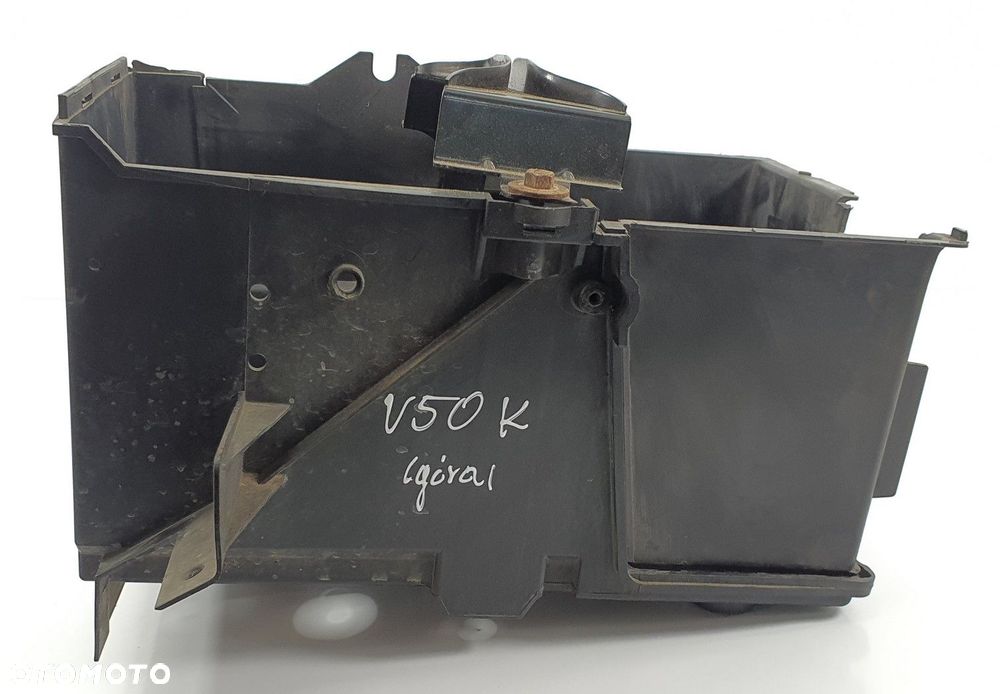 OBUDOWA AKUMULATORA VOLVO V50 30667941 - 2