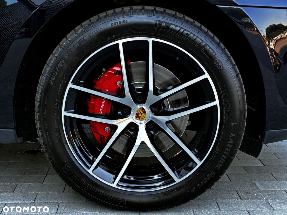 Porsche Macan - 16
