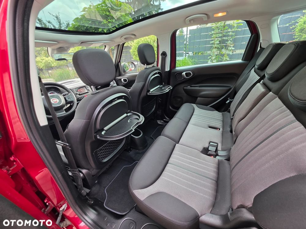 Fiat 500L 1.4 T-Jet 16V Lounge - 29