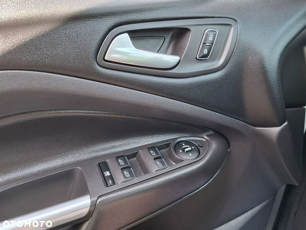 Ford Kuga 2.0 TDCi 4WD Titanium - 31