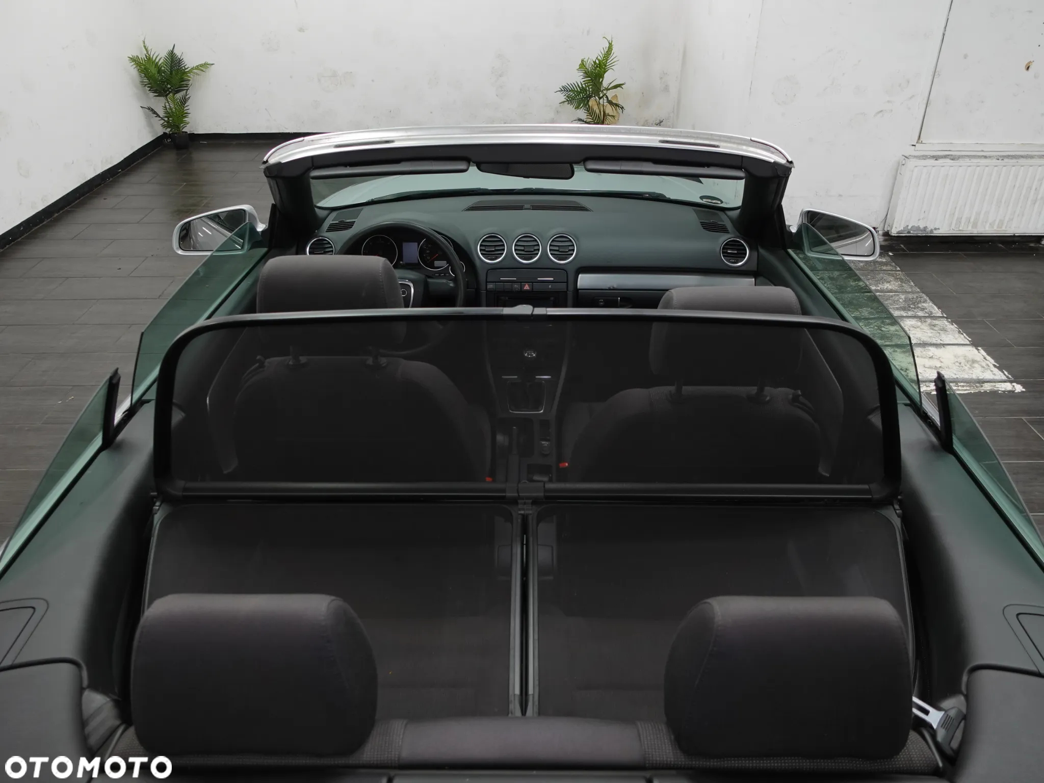 Audi A4 Cabriolet 2.0 TDI DPF - 18