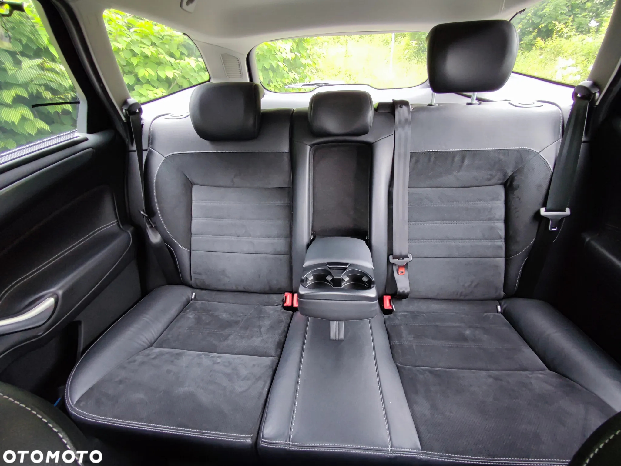 Ford Mondeo 2.0 TDCi Titanium - 14