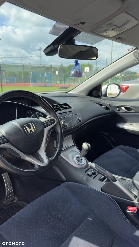 Honda Civic 1.8 Comfort - 10