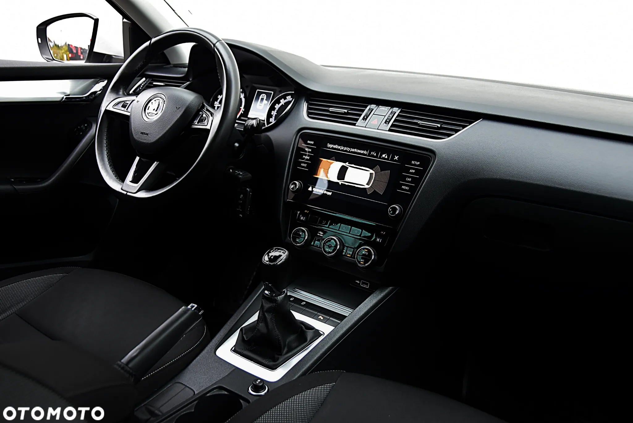 Skoda Octavia 1.6 TDI Ambition - 23
