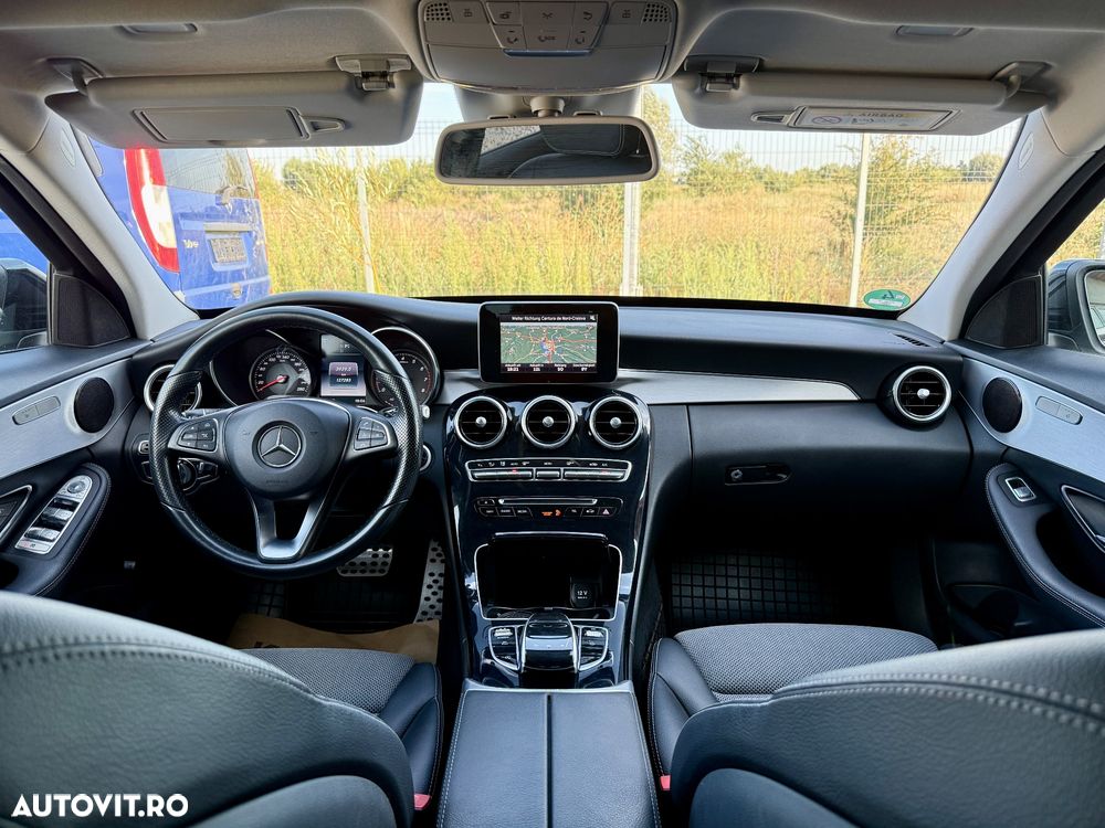 Mercedes-Benz C - 7