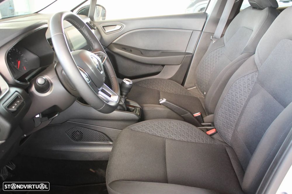 Renault Clio - 13