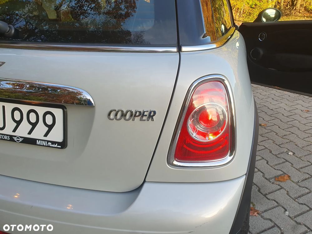 MINI Cooper Standard - 24