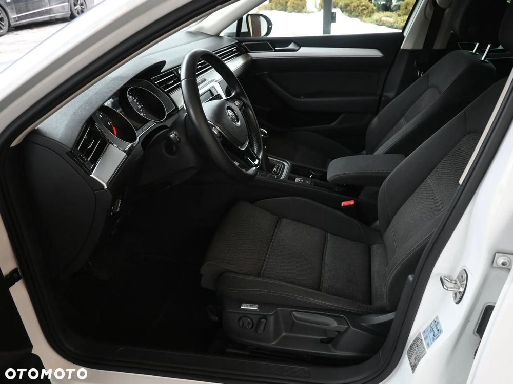 Volkswagen Passat 1.6 TDI (BlueMotion Technology) Comfortline - 6