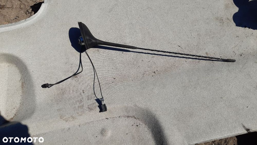 Peugeot 1007 antena kij + podstawa - 1