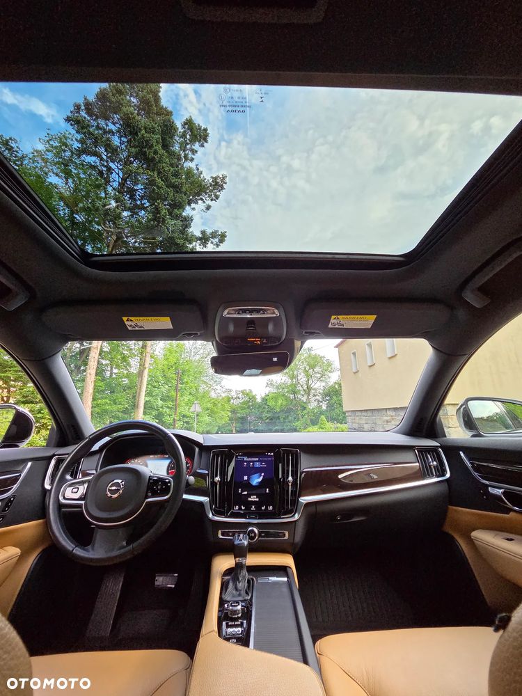 Volvo S90 T6 AWD Momentum - 11