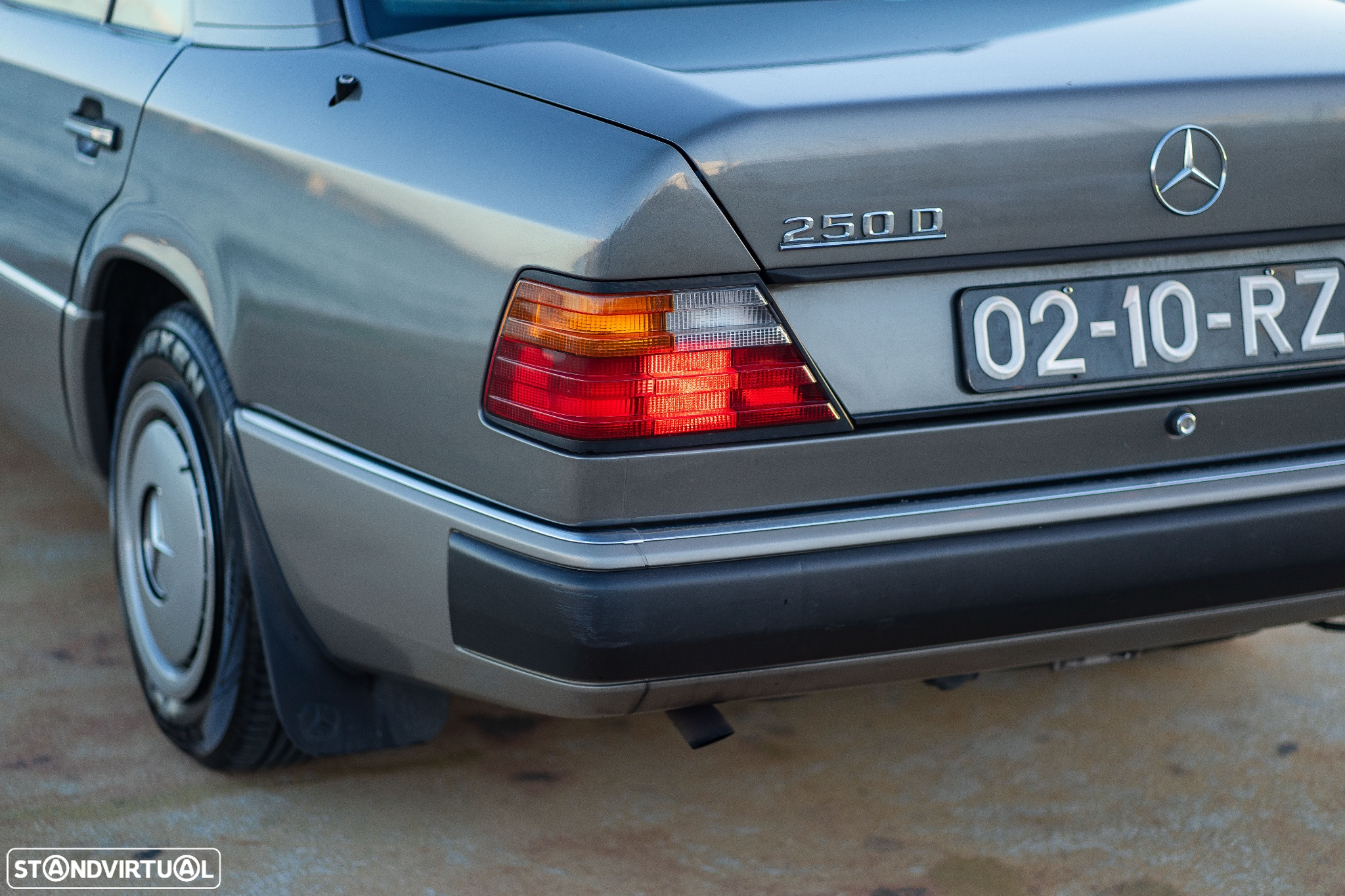 Mercedes-Benz E 250 - 32