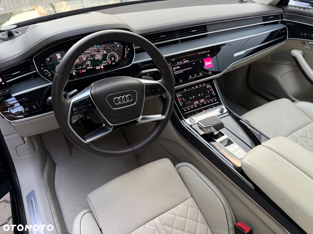 Audi A8 - 18