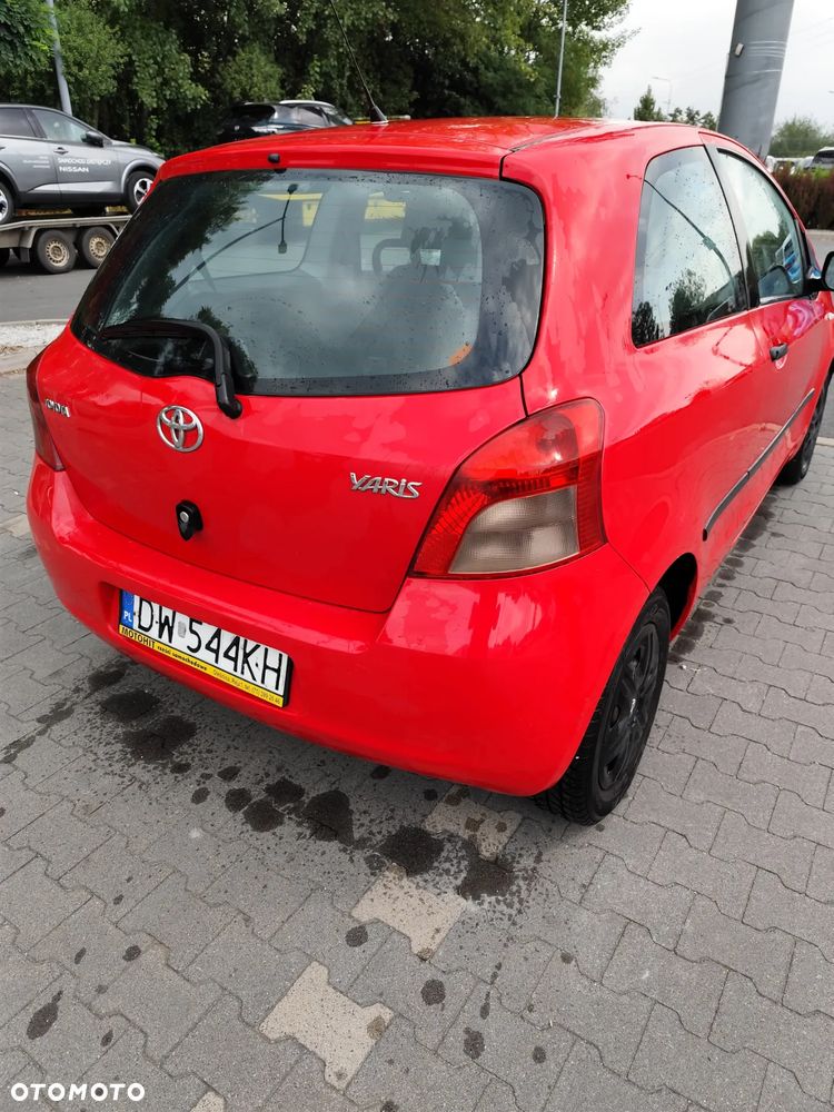 Toyota Yaris 1.0 Luna - 22