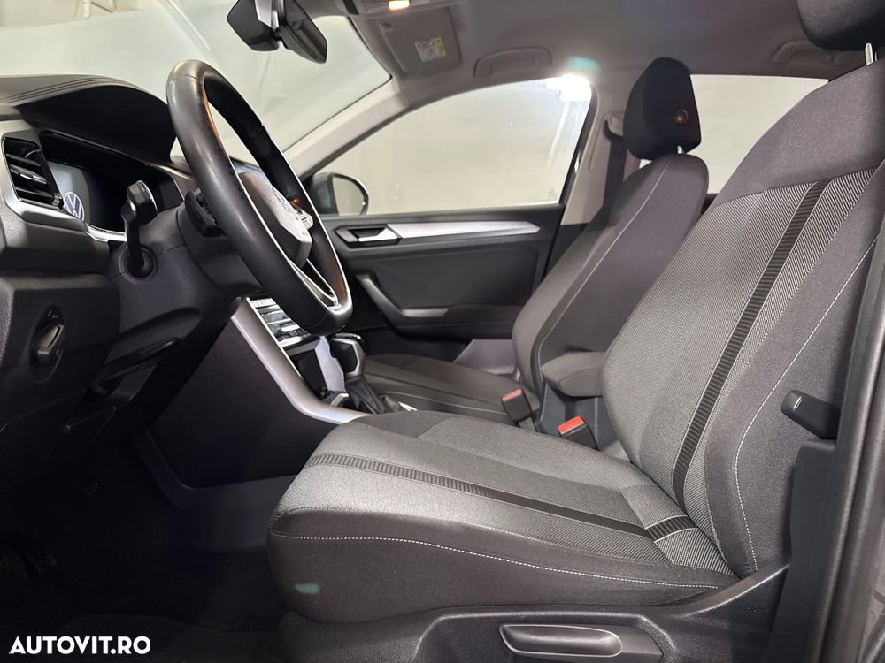 Volkswagen T-Roc - 23