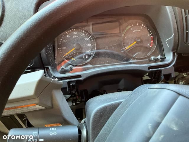 Mitsubishi Fuso Canter - 10