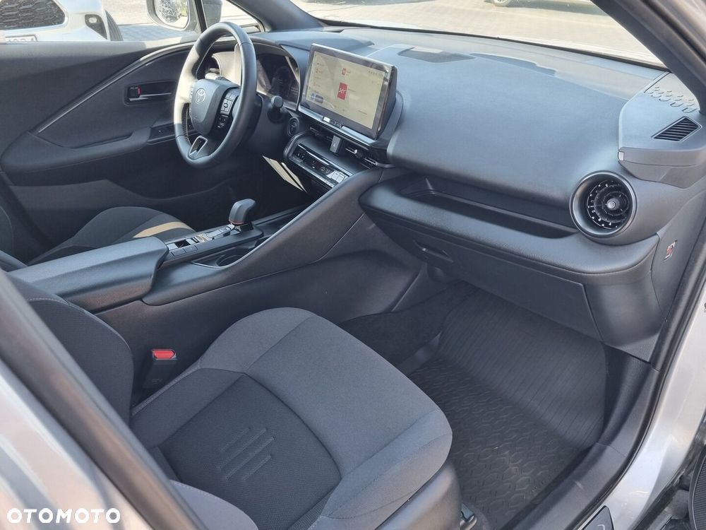 Toyota C-HR - 11