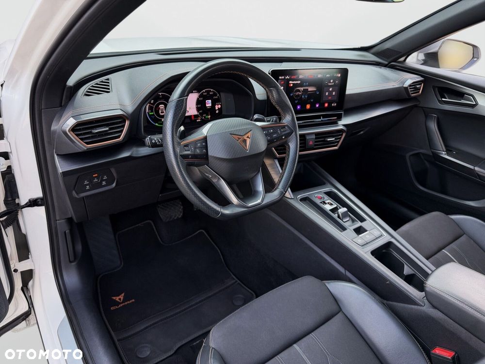 Cupra Formentor 1.4 e-Hybrid DSG - 16