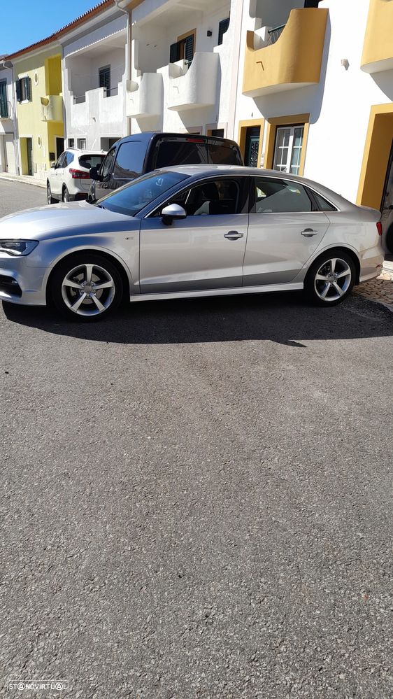 Audi A3 Limousine 1.6 TDI S-line - 1