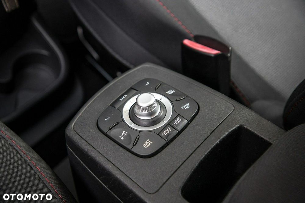 Renault Grand Scenic - 21