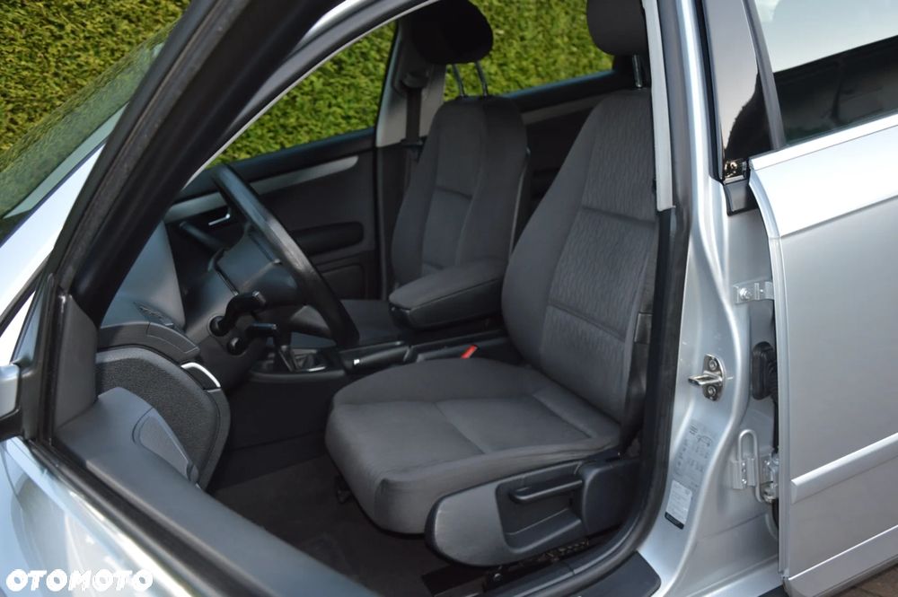 Audi A4 Avant 1.6 - 11