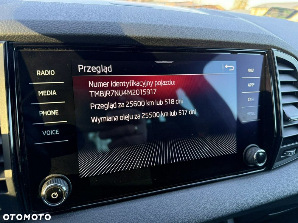 Skoda Karoq 1.5 TSI ACT GPF 4x2 Sportline - 28