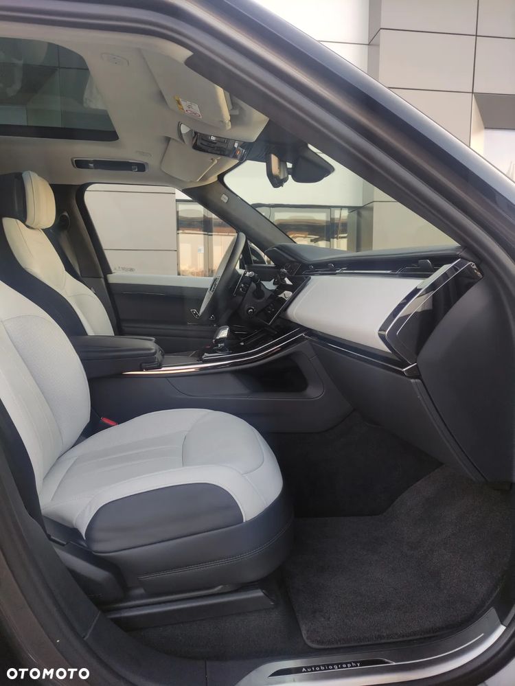 Land Rover Range Rover Sport D350 Autobiography - 18