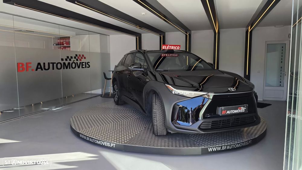 Toyota bZ4X 71,4 kWh Premium - 6