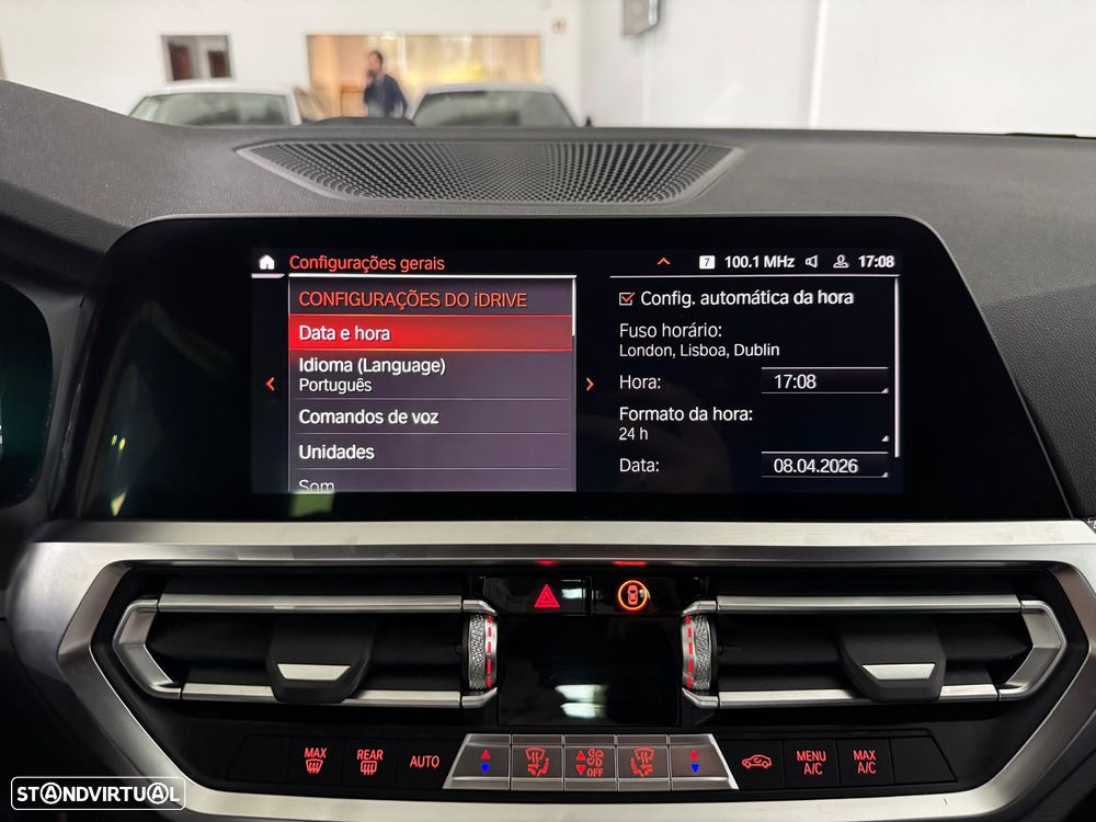 BMW 330 e Pack M Auto - 38