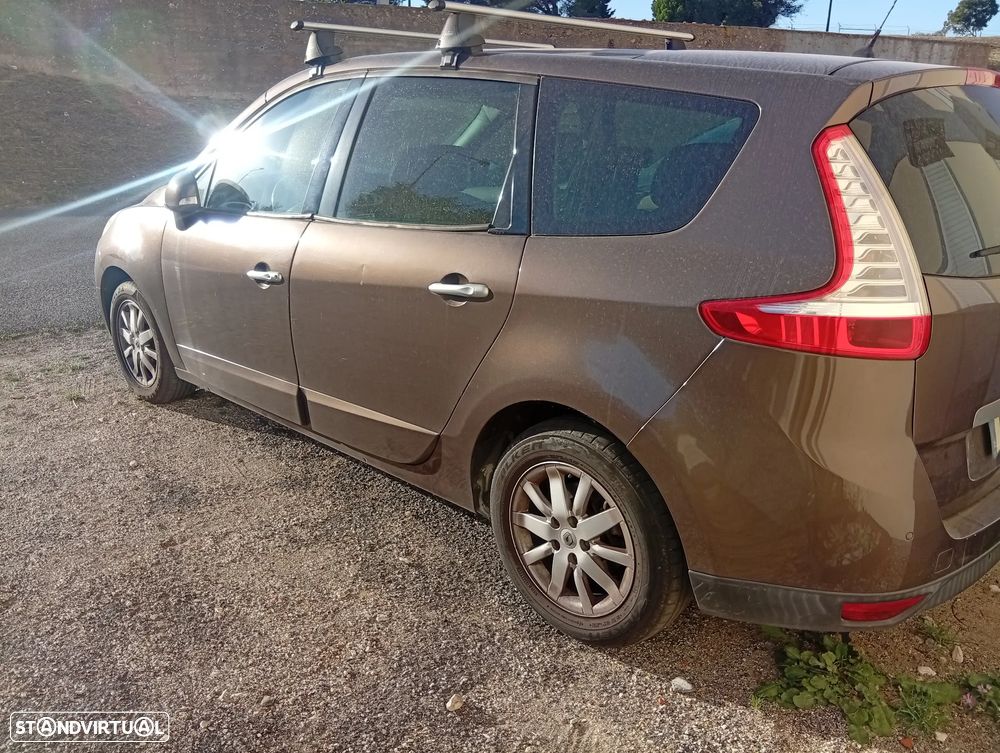 Renault Grand Scénic 1.5 dCi Luxe 7L - 2