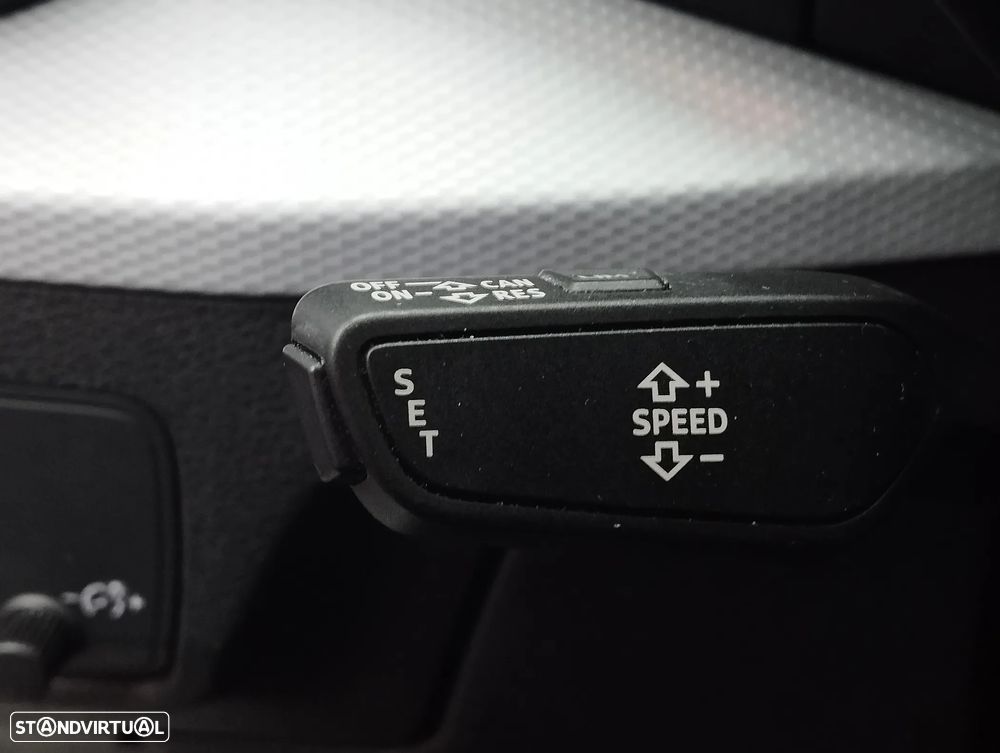 Audi Q2 30 TDI Design S tronic - 26