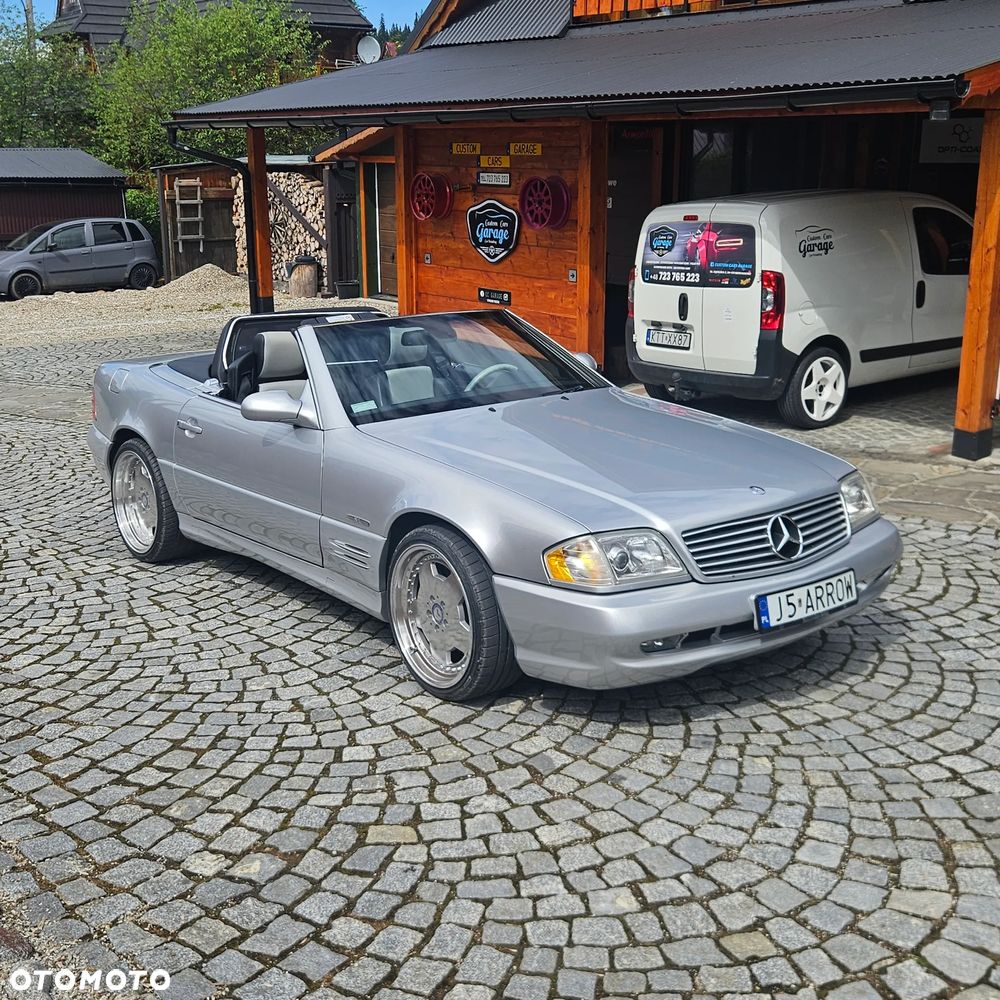 Mercedes-Benz SL - 23