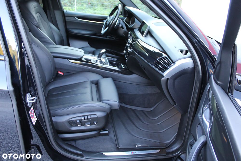 BMW X5 xDrive40d Sport-Aut - 29