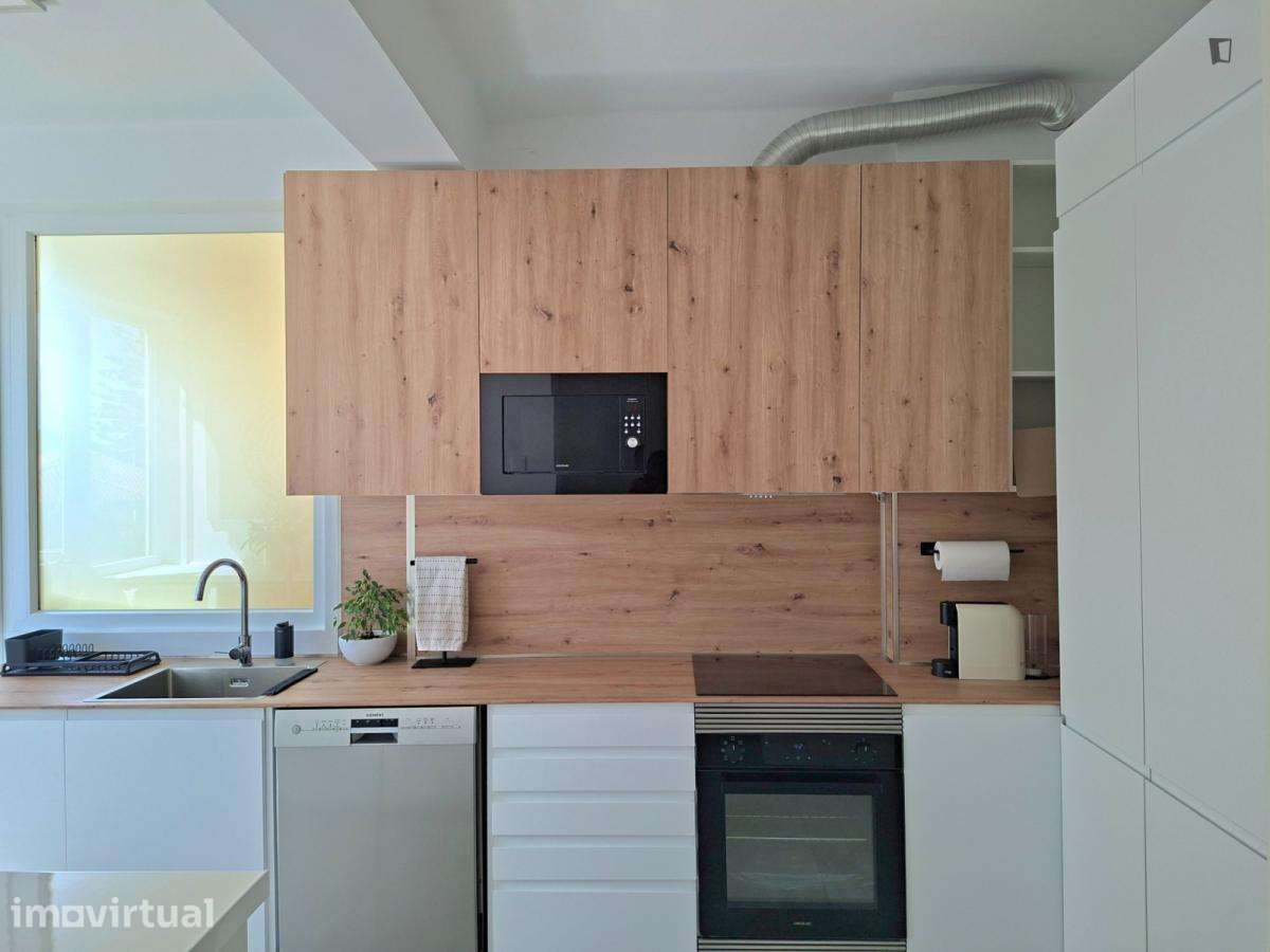 Quarto - localizado em Carcavelos Lisbon - Grande imagem: 3/7