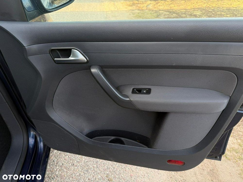 Volkswagen Caddy - 12