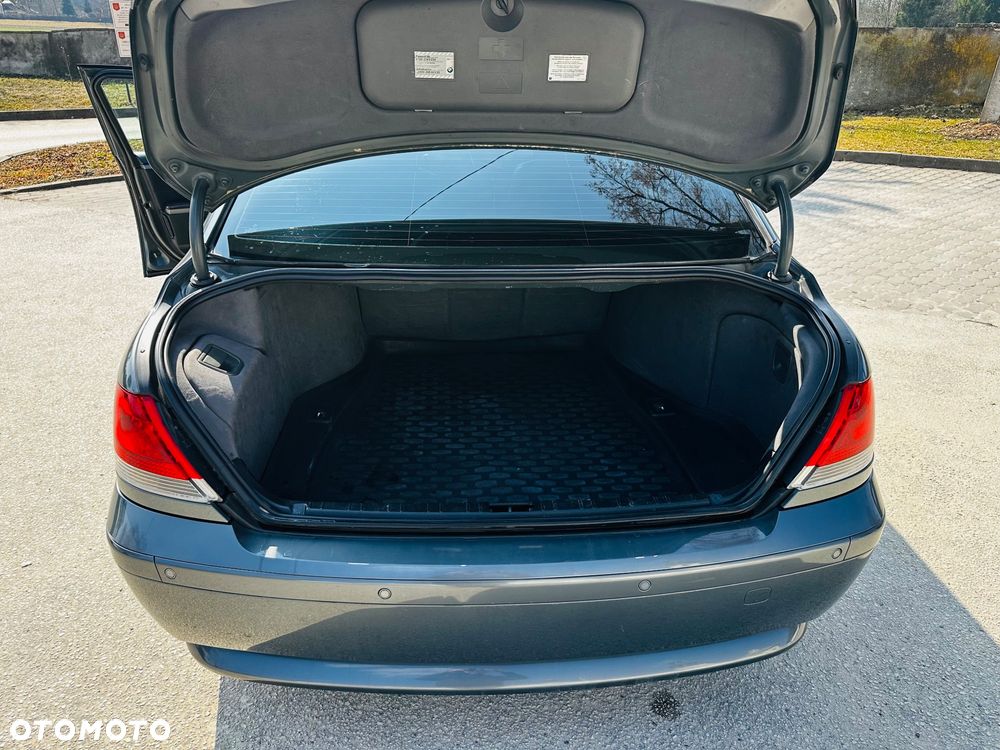 BMW Seria 7 - 13