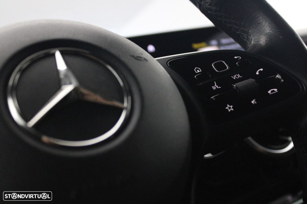 Mercedes-Benz CLA 180 d Shooting Brake Style Aut. — fotografia 12