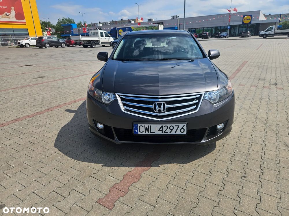 Honda Accord 2.0 Elegance Advantage - 2
